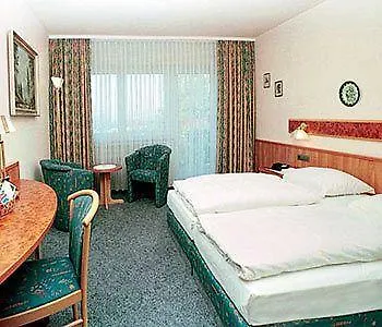 Hotell Rheinblick 3*